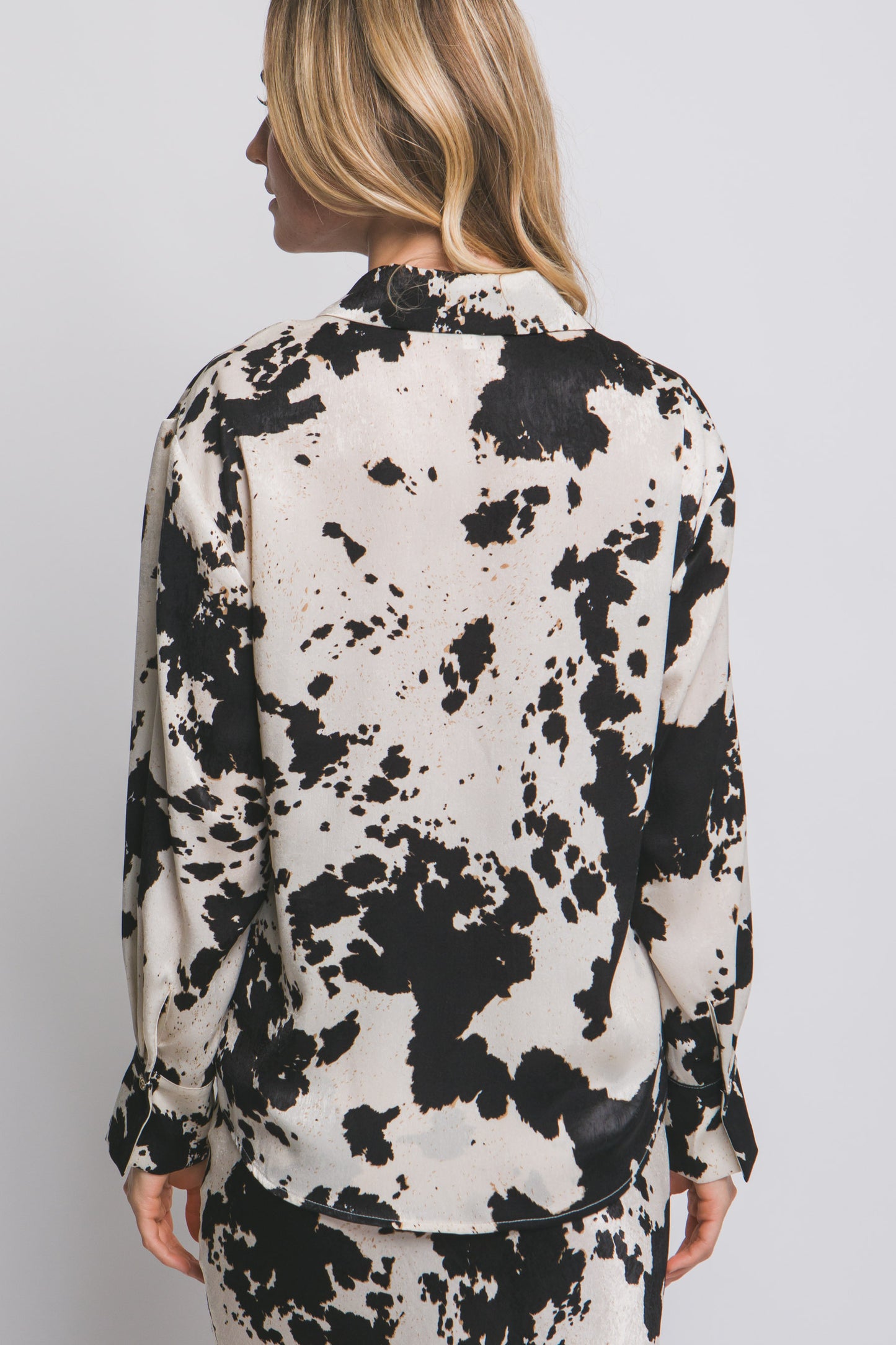 Moo-d for you cow print top