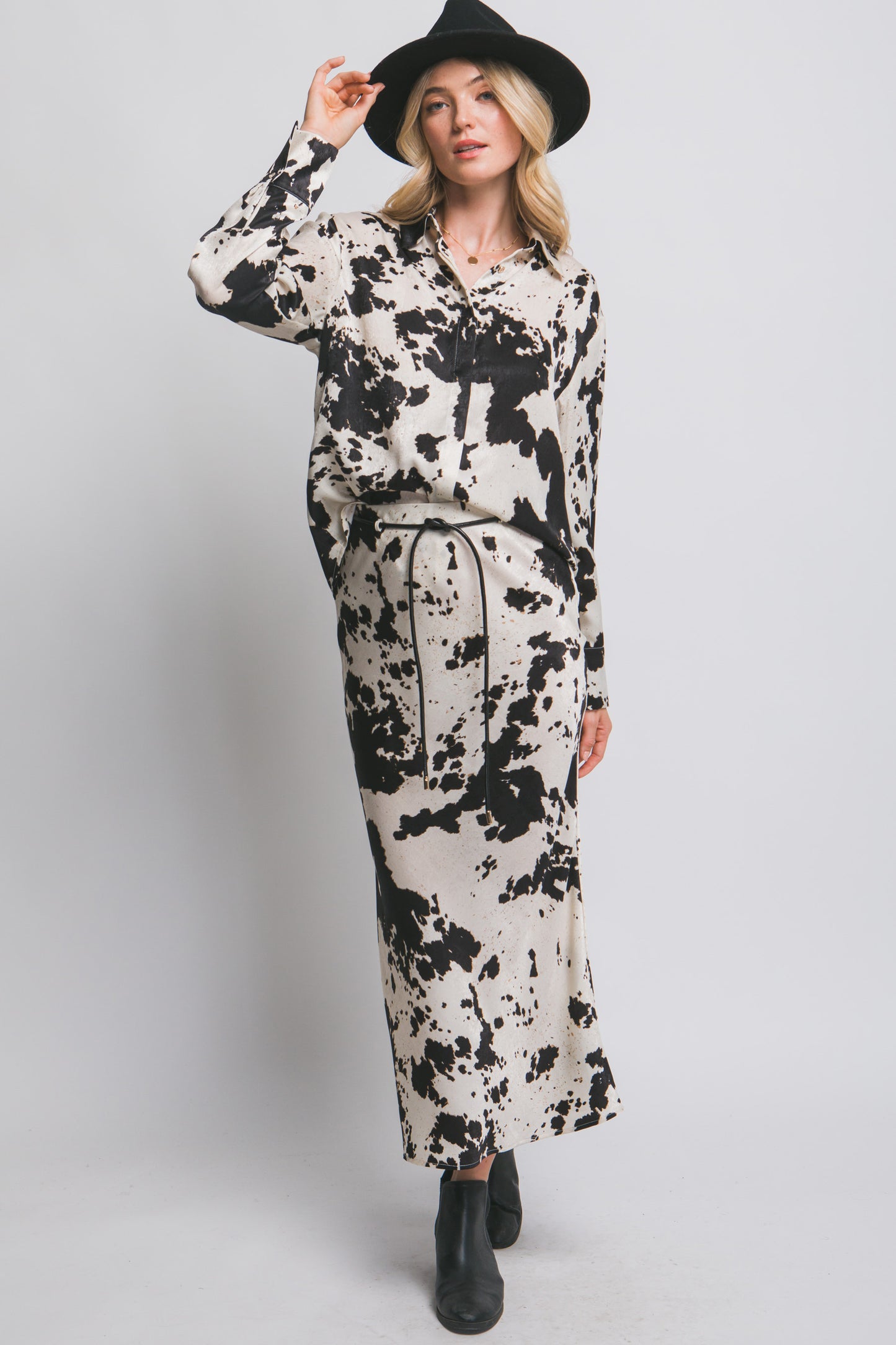 Moo-d for you cow print top