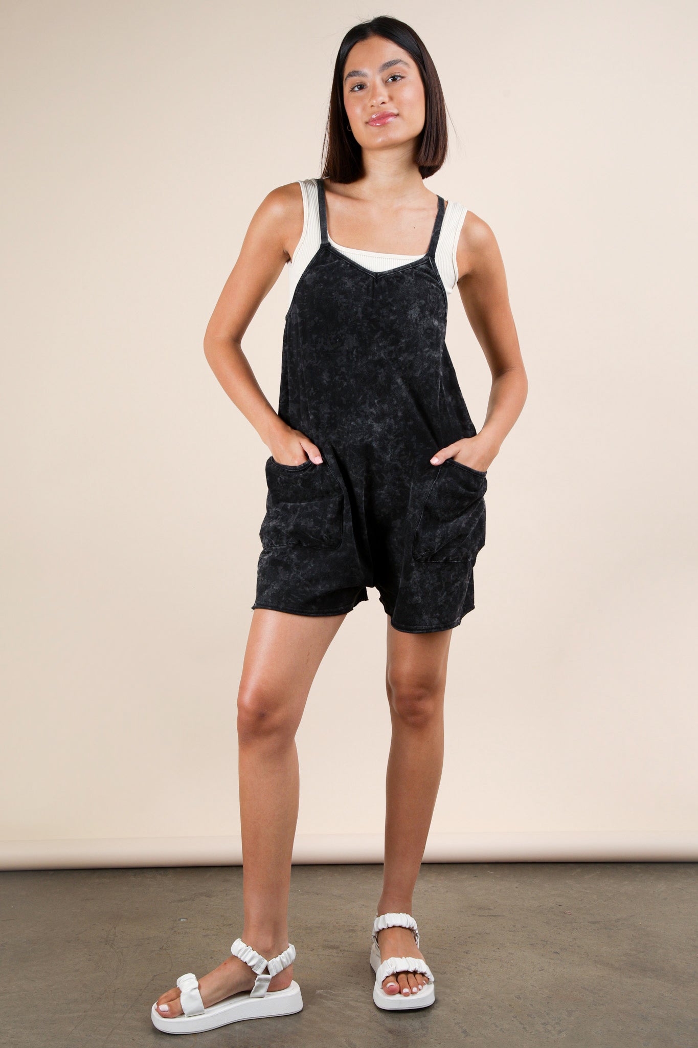 Harlow Washed Romper 🌿