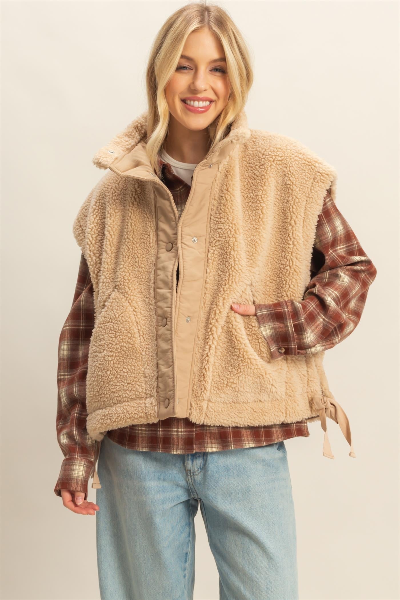 The Harper Cozy Sherpa Vest Beige