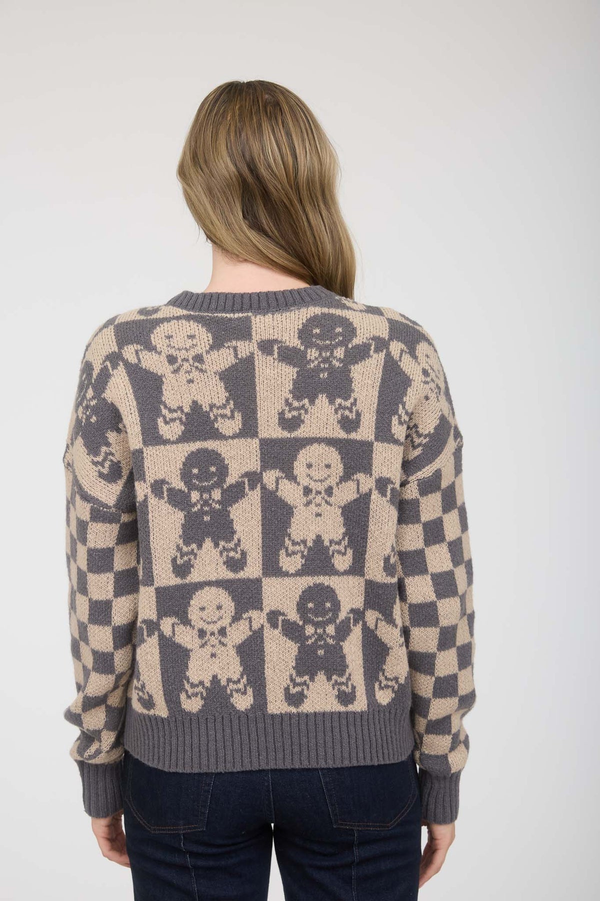 Gingerbread Checkered Sweater Grey