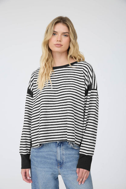 Flirty Favorite Top Black + White